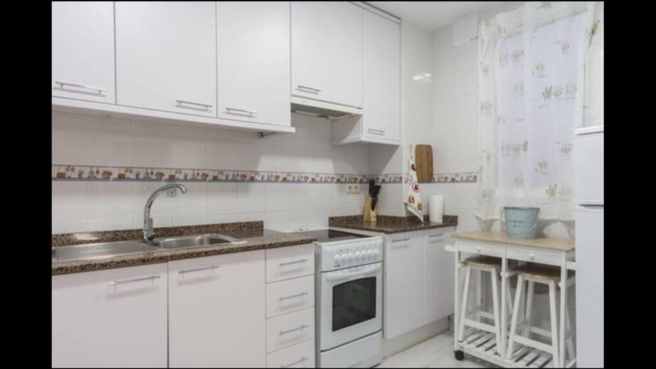 Reina Appartement Valencia Buitenkant foto